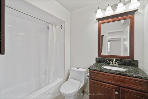 Photo 14 at 371 Woodsworth Road, Windfields, Toronto