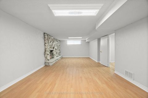 Photo 17 at 371 Woodsworth Road, Windfields, Toronto