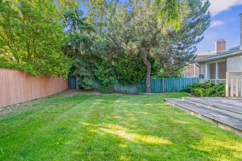 Photo 24 at 371 Woodsworth Road, Windfields, Toronto