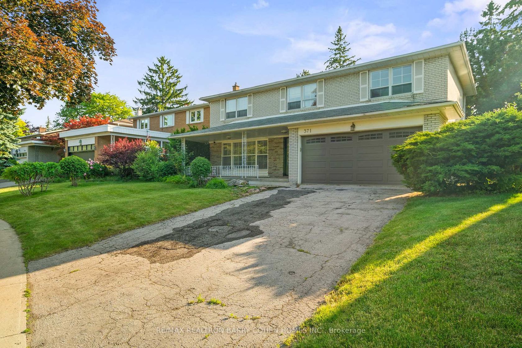 371 Woodsworth Road, Windfields, Toronto 