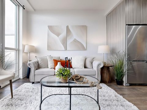 Photo 1 at 621 - 52 Forest Manor Road, Henry Farm, Toronto