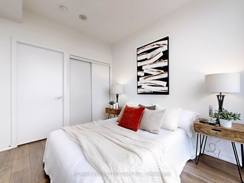 Photo 11 at 621 - 52 Forest Manor Road, Henry Farm, Toronto