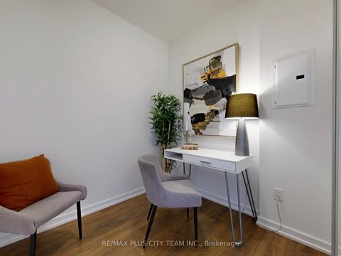 Photo 13 at 621 - 52 Forest Manor Road, Henry Farm, Toronto