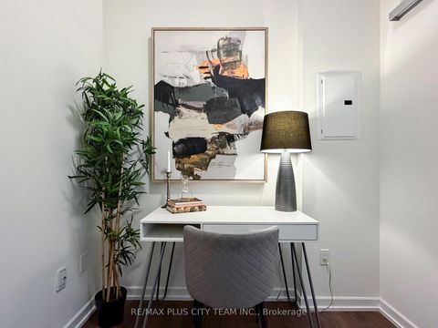 Photo 14 at 621 - 52 Forest Manor Road, Henry Farm, Toronto