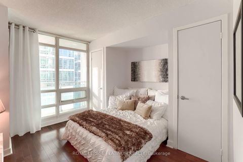 Photo 11 at 2309 - 397 Front Street W, Waterfront Communities C1, Toronto