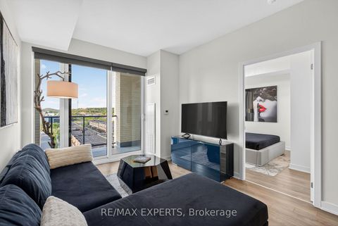 Photo 8 at 831 - 100 Eagle Rock Way, Maple, Vaughan