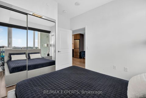 Photo 14 at 831 - 100 Eagle Rock Way, Maple, Vaughan