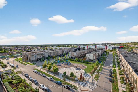 Photo 24 at 831 - 100 Eagle Rock Way, Maple, Vaughan