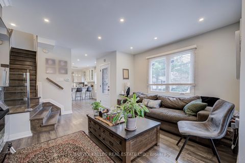 Photo 7 at 1 Belle Ayre Boulevard, Mount Pleasant East, Toronto