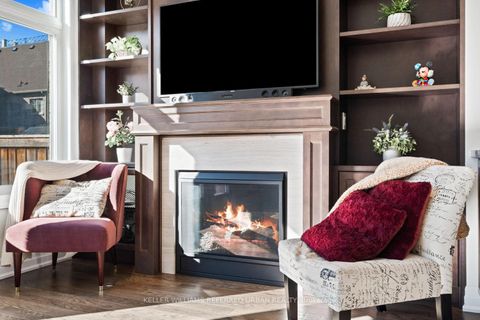 Photo 14 at 58 Wells Orchard Crescent, King City, King