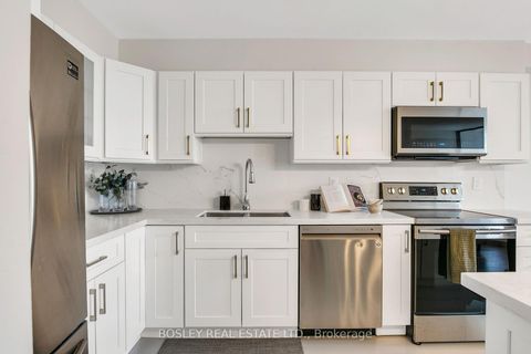 Photo 13 at 1411 - 10 Edgecliff Golfway, Flemingdon Park, Toronto