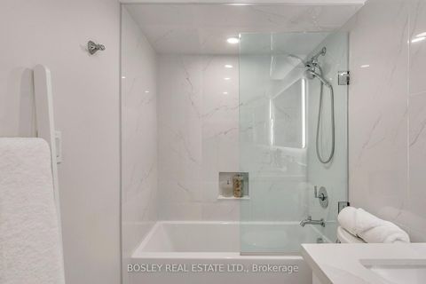 Photo 31 at 1411 - 10 Edgecliff Golfway, Flemingdon Park, Toronto