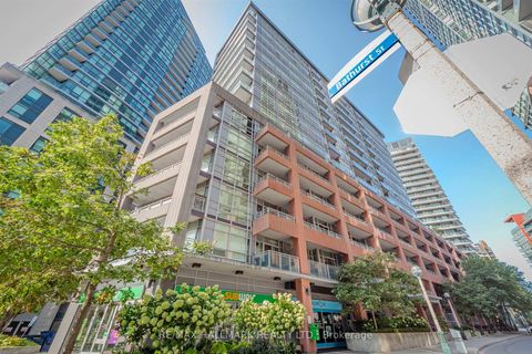 Photo 1 at 1001 - 15 Bruyeres Mews, Niagara, Toronto