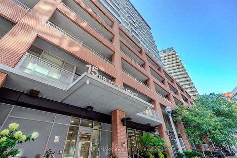 Photo 2 at 1001 - 15 Bruyeres Mews, Niagara, Toronto