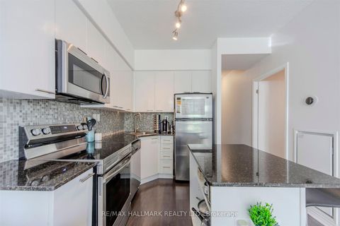 Photo 10 at 1001 - 15 Bruyeres Mews, Niagara, Toronto