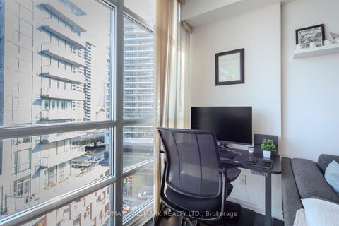 Photo 15 at 1001 - 15 Bruyeres Mews, Niagara, Toronto