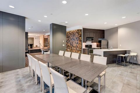 Photo 27 at 1001 - 15 Bruyeres Mews, Niagara, Toronto