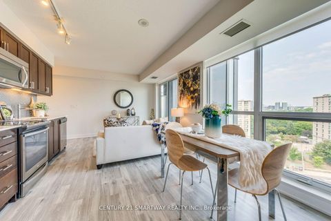 Photo 12 at 905 - 18 Graydon Hall Drive, Donalda, Toronto