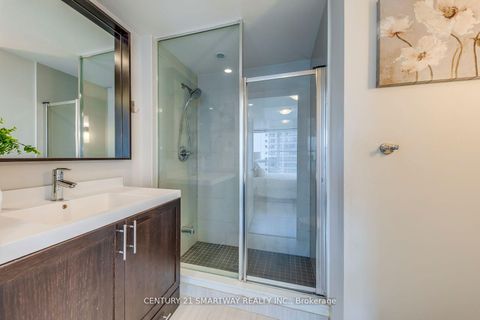 Photo 21 at 905 - 18 Graydon Hall Drive, Donalda, Toronto