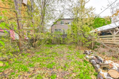 Photo 37 at 60 Gwynne Avenue, South Parkdale, Toronto