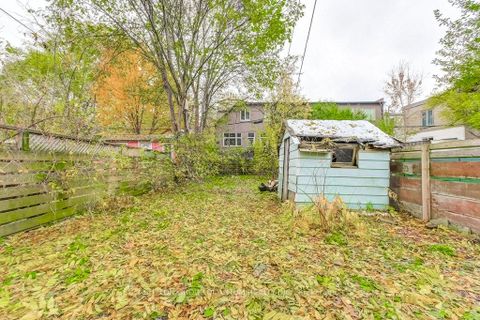 Photo 39 at 60 Gwynne Avenue, South Parkdale, Toronto