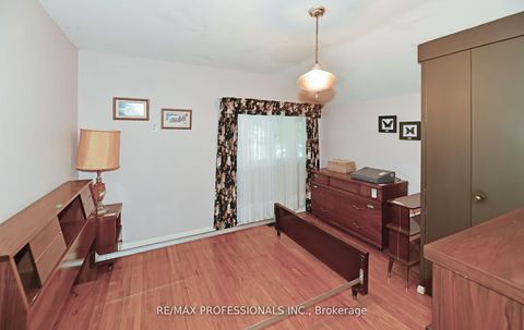 Photo 15 at 2 Lesterwood Crescent, Bendale, Toronto