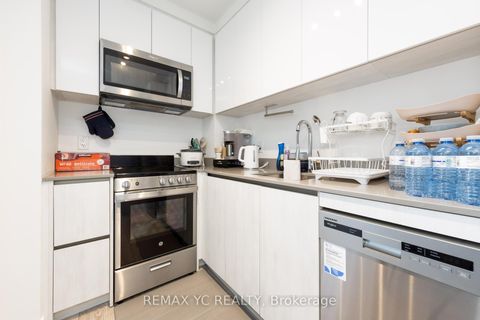 Photo 6 at 803 - 3100 Keele Street, CFB, Toronto