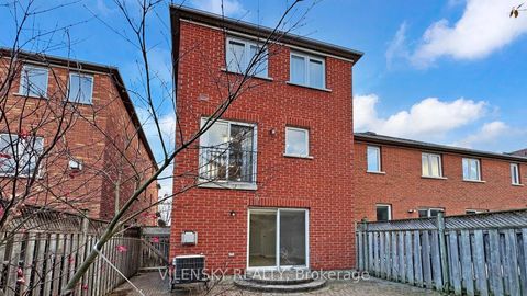 Photo 17 at 177 Sassafras Circle, Patterson, Vaughan