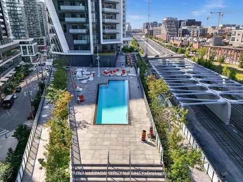 Photo 3 at 418 - 50 Ordnance Street E, Niagara, Toronto