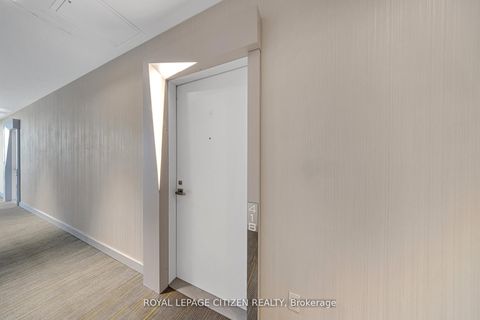 Photo 6 at 418 - 50 Ordnance Street E, Niagara, Toronto