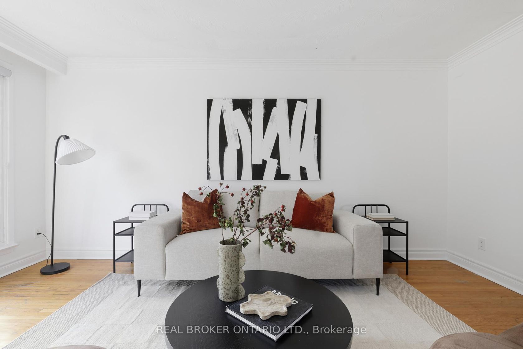 1324 Lawrence Avenue W, Maple Leaf, Toronto 