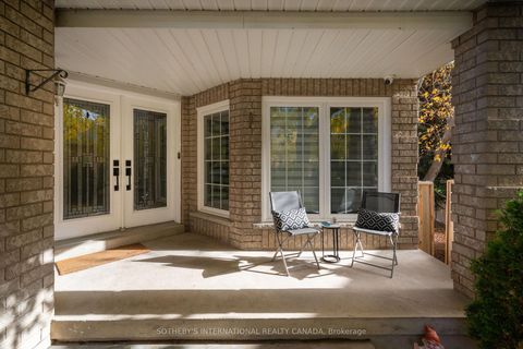 Photo 3 at 184 Veneto Drive, Vaughan Grove, Vaughan