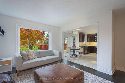 Photo 8 at 184 Veneto Drive, Vaughan Grove, Vaughan