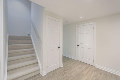 Photo 30 at 184 Veneto Drive, Vaughan Grove, Vaughan