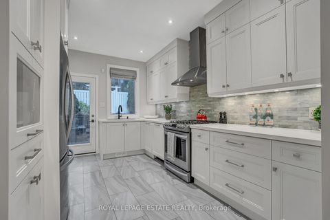 Photo 14 at 180 Withrow Avenue, North Riverdale, Toronto