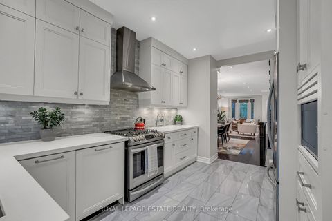 Photo 17 at 180 Withrow Avenue, North Riverdale, Toronto