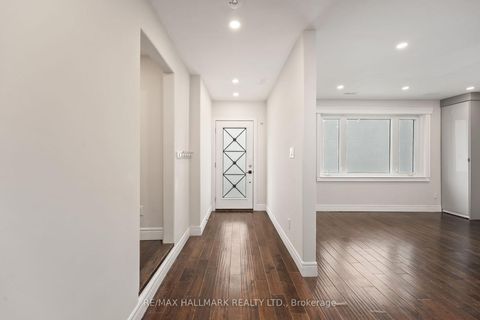 Photo 9 at 21 King High Avenue, Clanton Park, Toronto