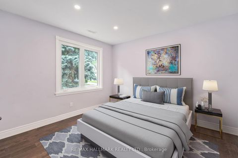 Photo 13 at 21 King High Avenue, Clanton Park, Toronto