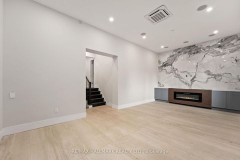 Photo 20 at 21 King High Avenue, Clanton Park, Toronto