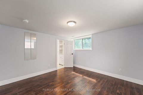 Photo 26 at 21 King High Avenue, Clanton Park, Toronto