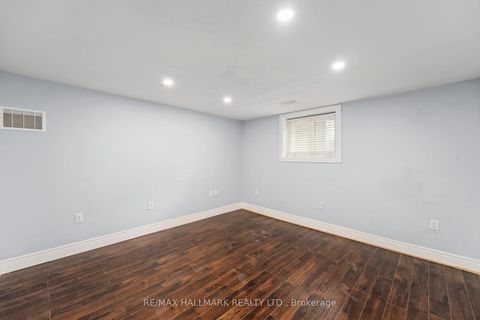 Photo 31 at 21 King High Avenue, Clanton Park, Toronto