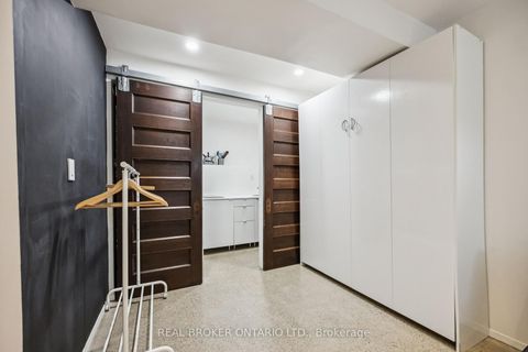 Photo 31 at 658 Davenport Road, Casa Loma, Toronto