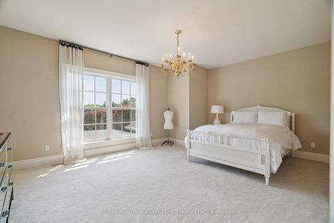 Photo 27 at 91 Fairfield Drive, Rural King, King