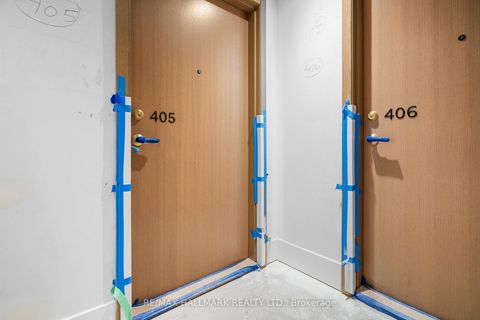 Photo 3 at 405 - 1285 Queen Street E, Coxwell, Toronto