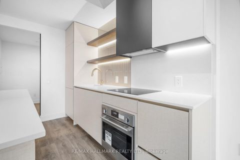 Photo 12 at 405 - 1285 Queen Street E, Coxwell, Toronto