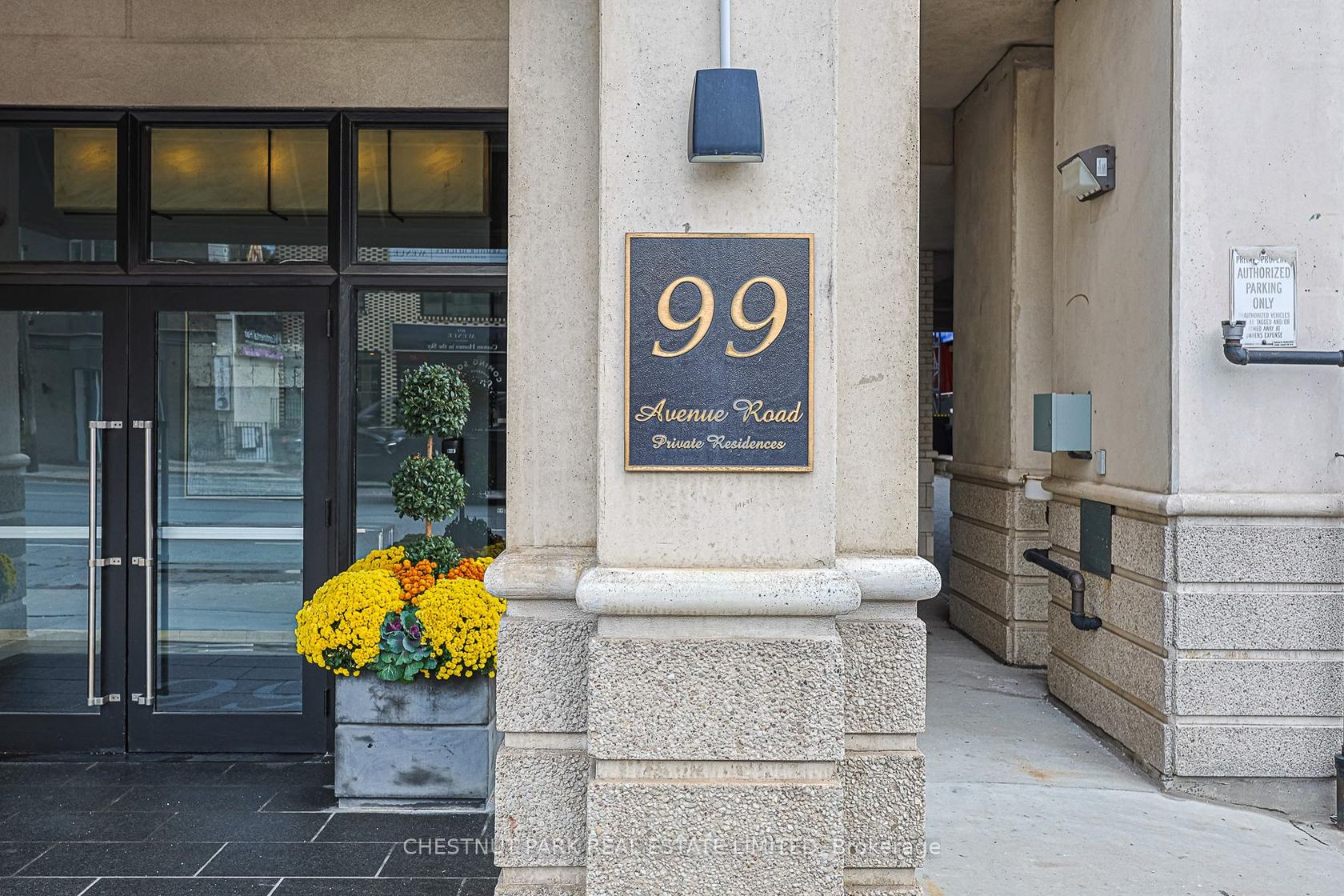 508 - 99 Avenue Road, Annex, Toronto 