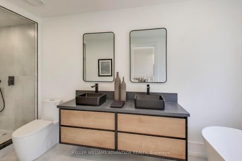 Photo 18 at 102 Yardley Avenue, Parkview, Toronto