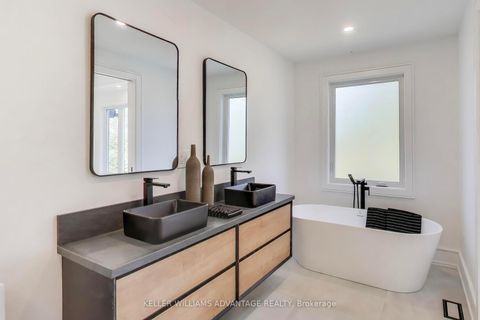 Photo 20 at 102 Yardley Avenue, Parkview, Toronto