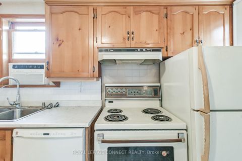 Photo 5 at 1171 Islington Avenue, Queensway, Toronto