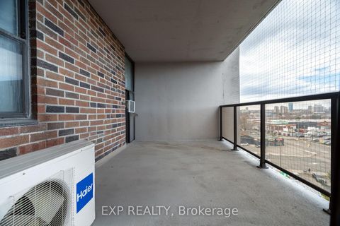 Photo 14 at 714 - 45 Sunrise Avenue, Victoria Village, Toronto